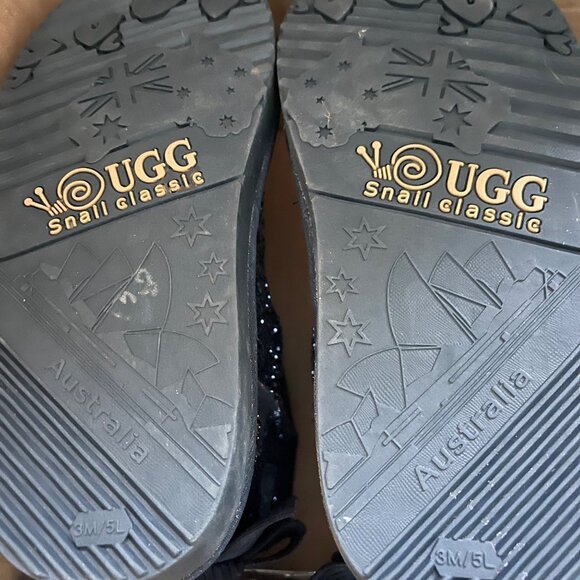 Women Glitter Sheepskin Boots Size 5 Cozy Warm Classic Winter Luxe Sparkle Bow - Picture 7 of 10